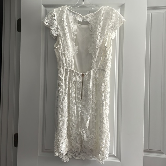 She + Sky white dress. Size L, fits more like M/L. - Picture 3 of 4